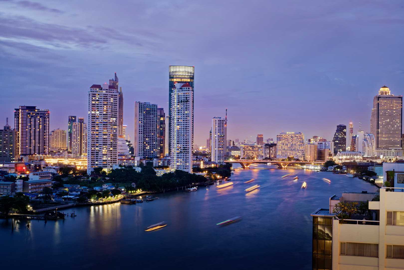 Ramada Plaza by Wyndham Bangkok Menam Riverside