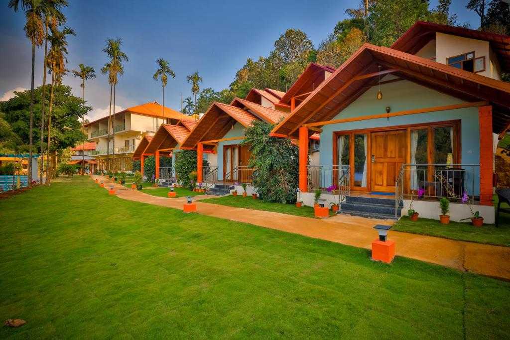 Hill Crest Resort, Coorg - By Seventhwave